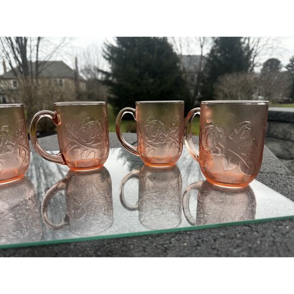 Vintage Arcoroc France Rosaline 8 Oz Pink Glass Rose Coffee Mugs ~set Of 4 - Picture 2 of 14